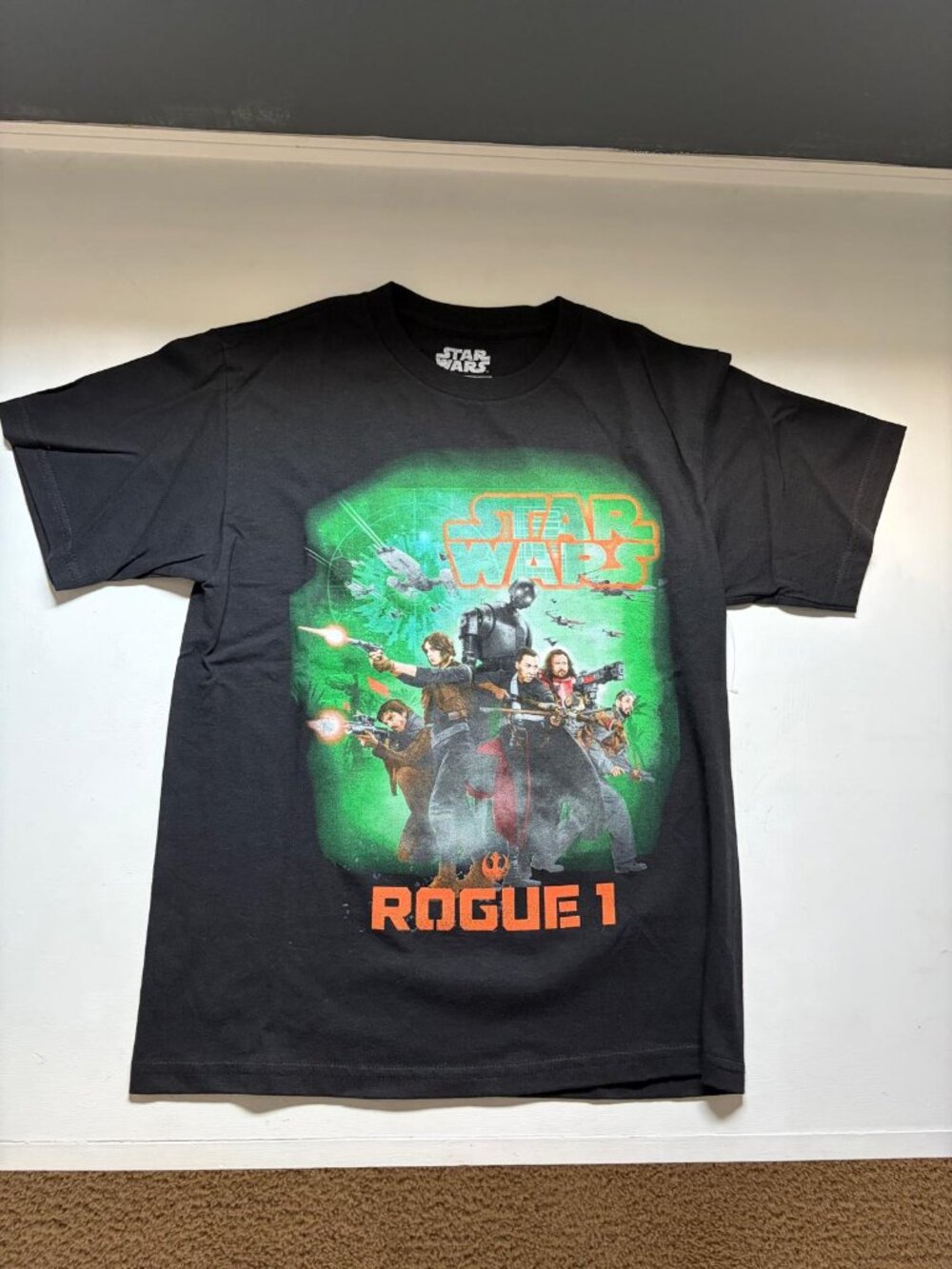 Boy Girl Star Wars Rogue 1 Kids/Youth Size 14/16 Black Graphic T-Shirts Size 14/